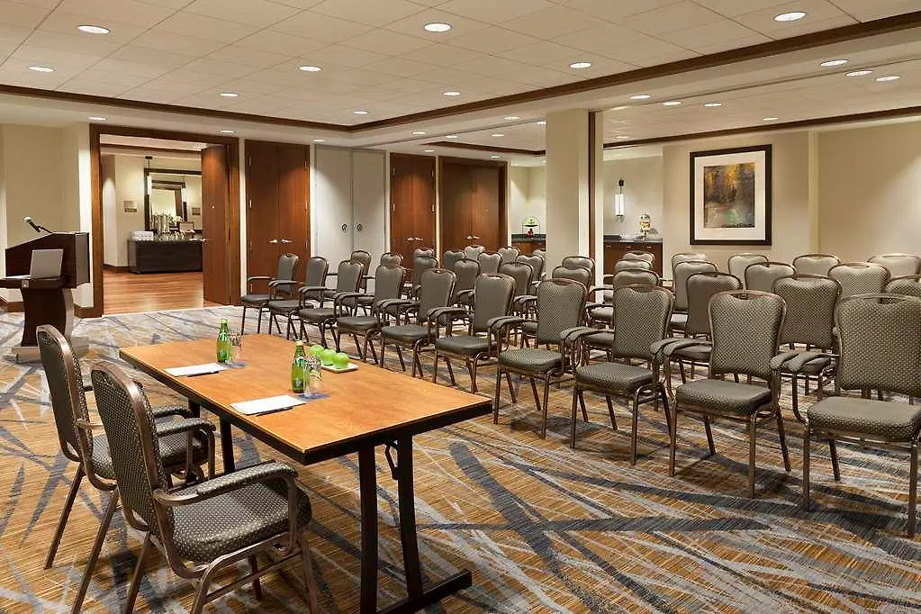 Hilton Toronto Hotel