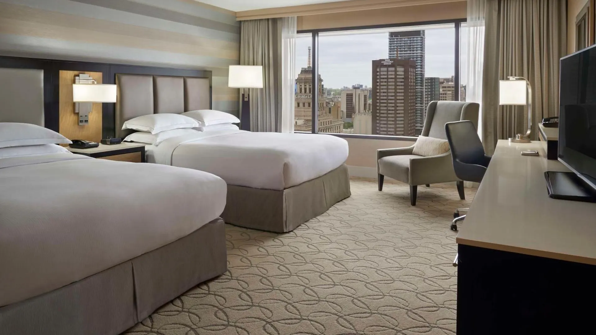Hilton Toronto Hotel