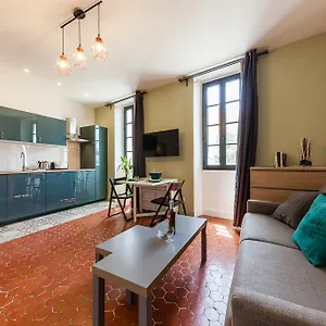 https://the-welcomer-appartement-vieux-port.fr-provencehotel.com