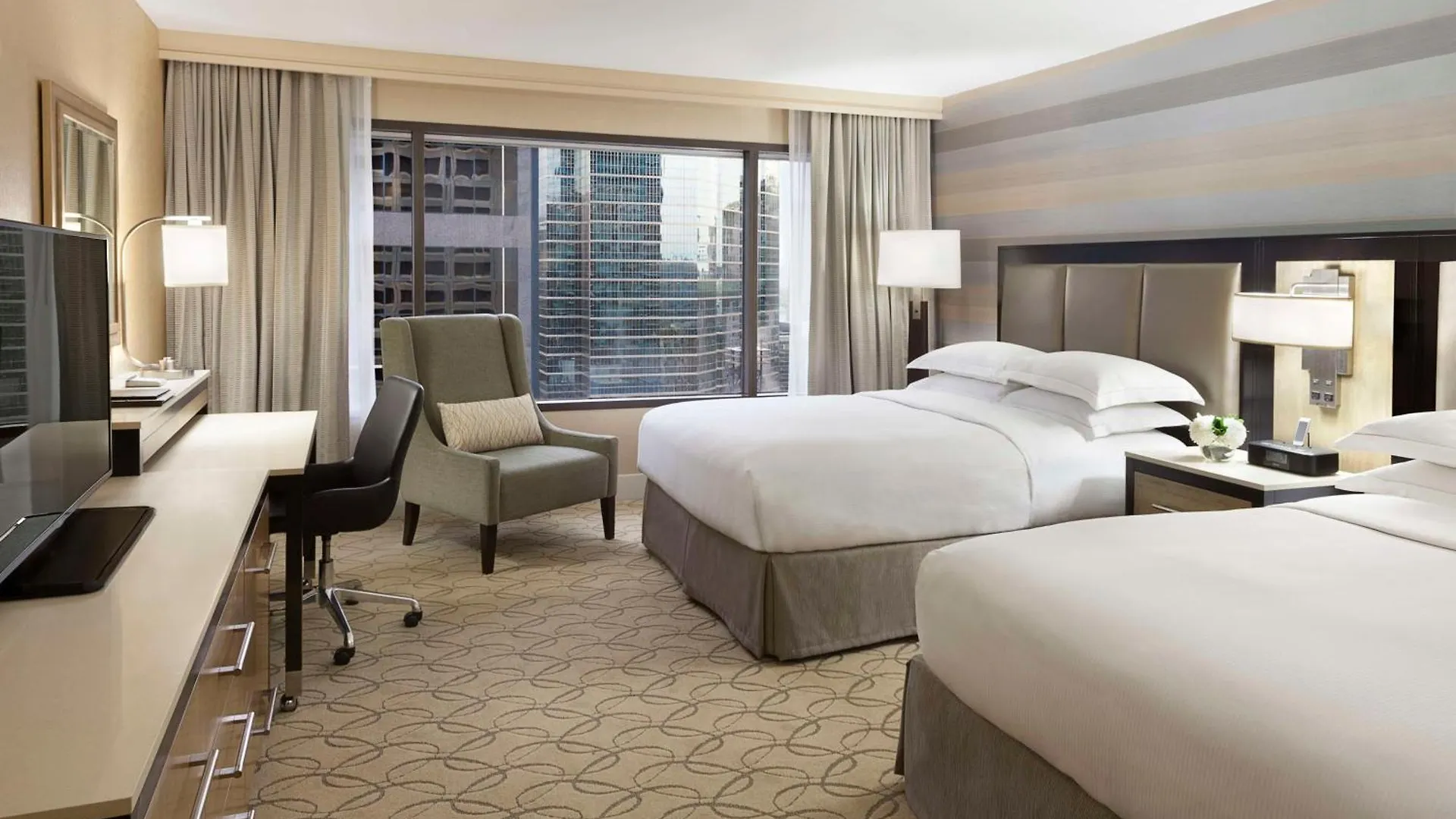 Hilton Toronto Otel 4*,  Kanada